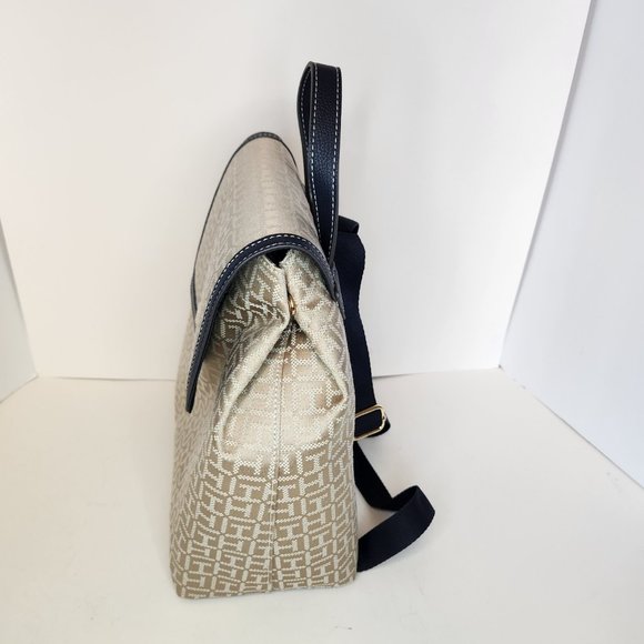 Tommy Hilfiger Large Khaki Tonal Jacquard Backpack with Navy Trim, New with Tags main image 9